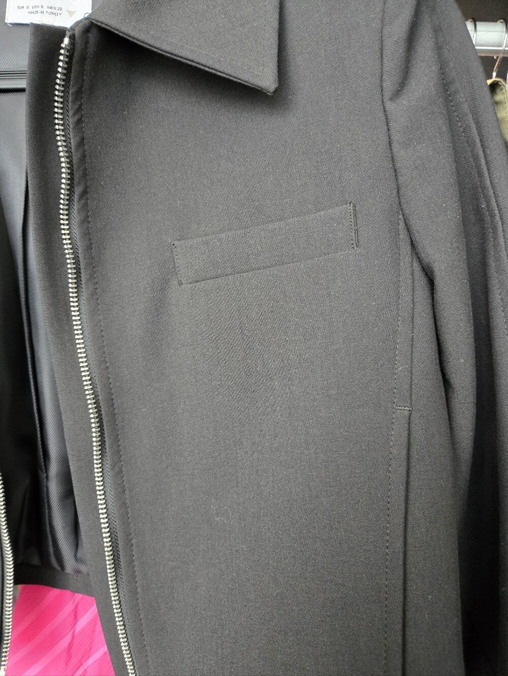 ZARA Black Cropped Zip-Up Blazer - Picture 4 of 9